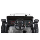 MONI BO fuego jeep 3 seb., 4 motoros 30 kg fehér